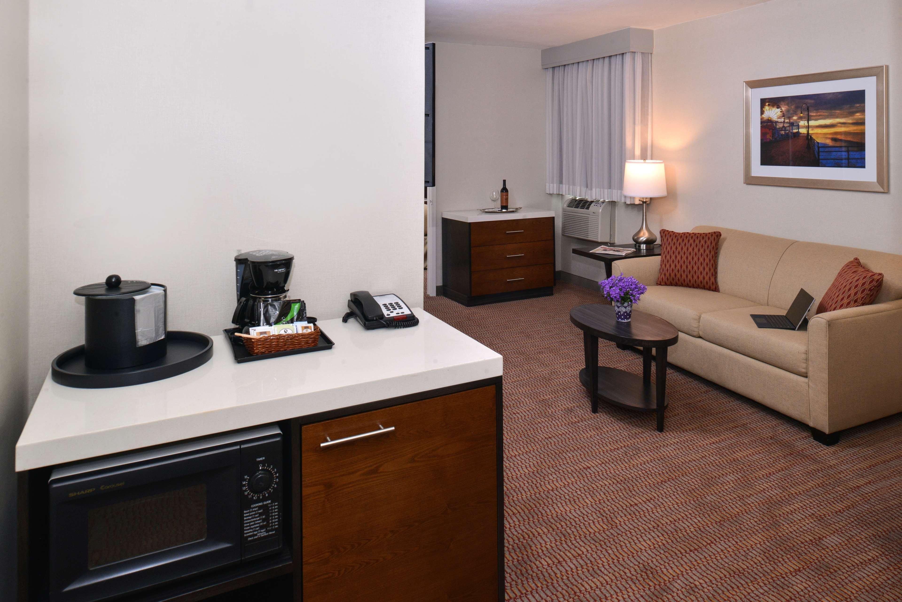 Western Royal Palace & 3* Los Angeles