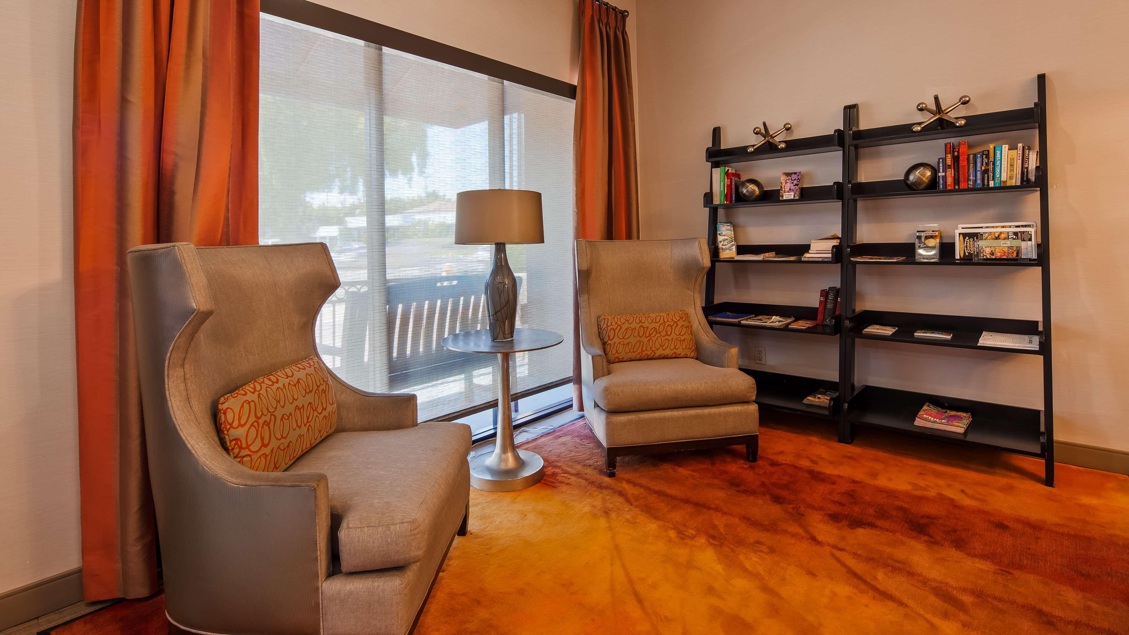 Western Royal Palace & Hotel Los Angeles