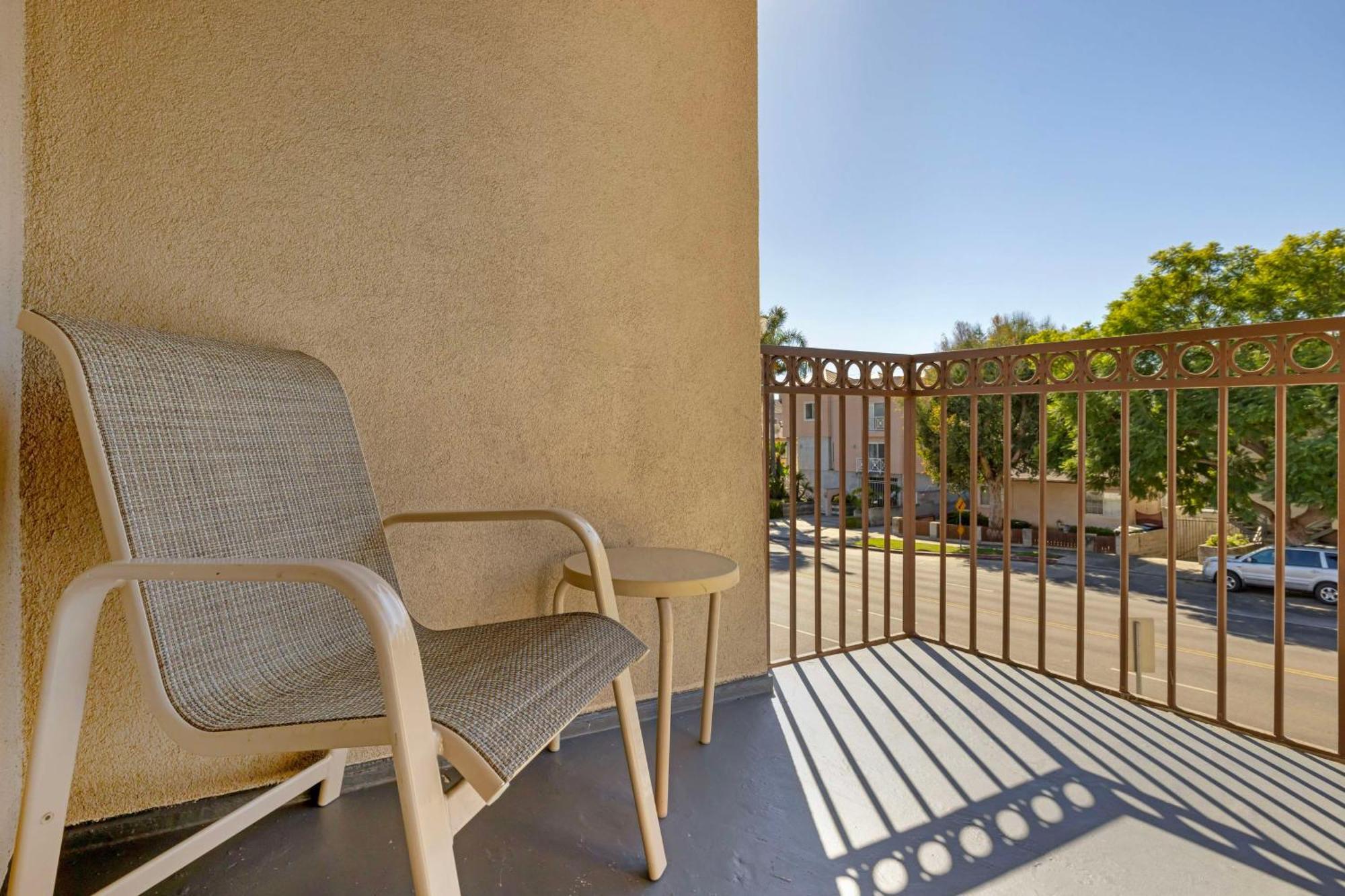 Western Royal Palace & 3* Los Angeles